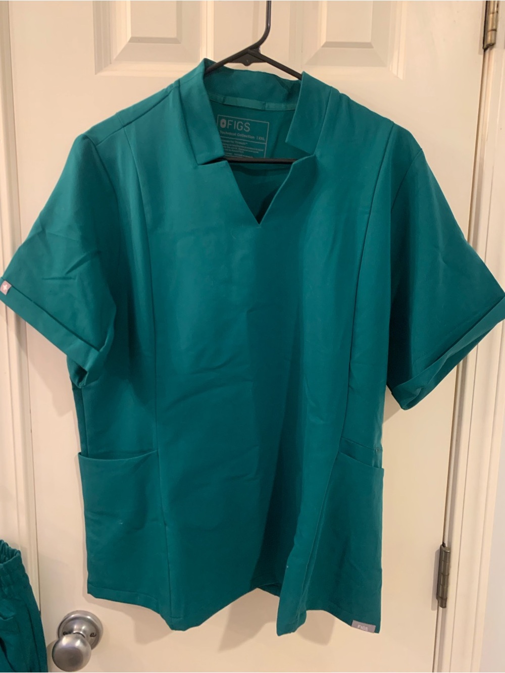 FIGS Teal Scrub Set